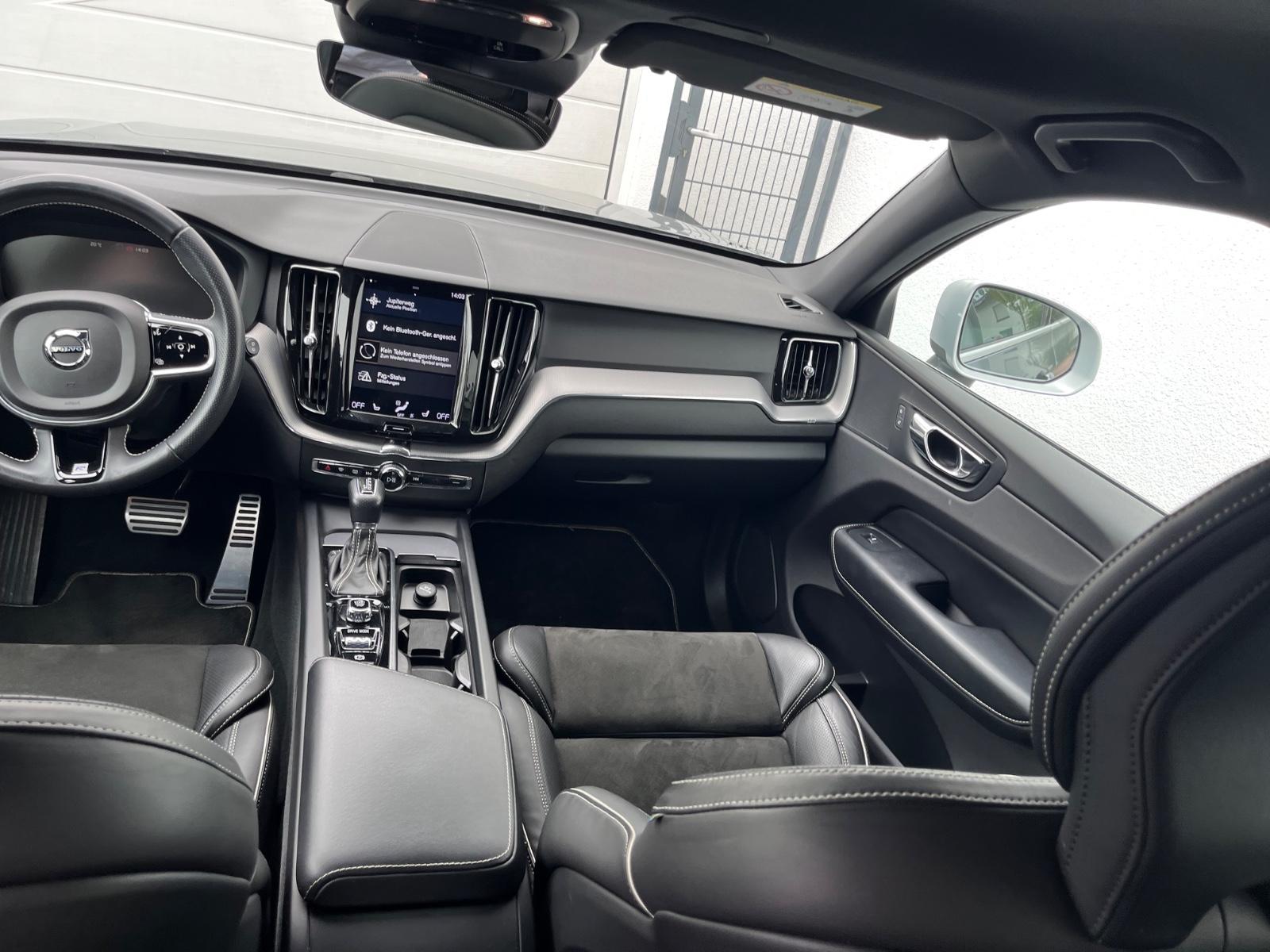 Volvo XC60 T5 AWD R Design Geartronic R Design