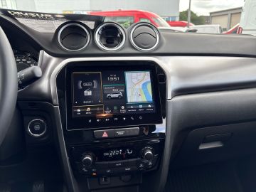 Bild 12 Suzuki Vitara Comfort 1.4 Mild Hybrid Navi LED Apple Ca