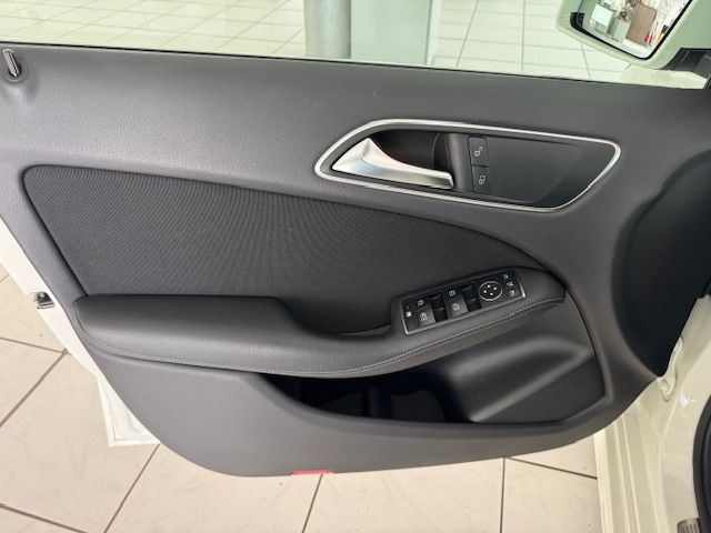 B 180 Style 7G Navi LED Shzg Parktronic Tempomat