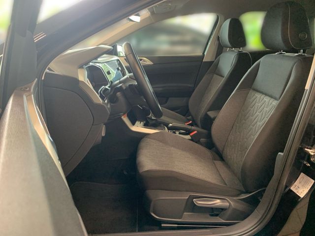 Polo 1.0 TSI MOVE LED+KAMERA+AHK+DCP+NAV+APP+ACC