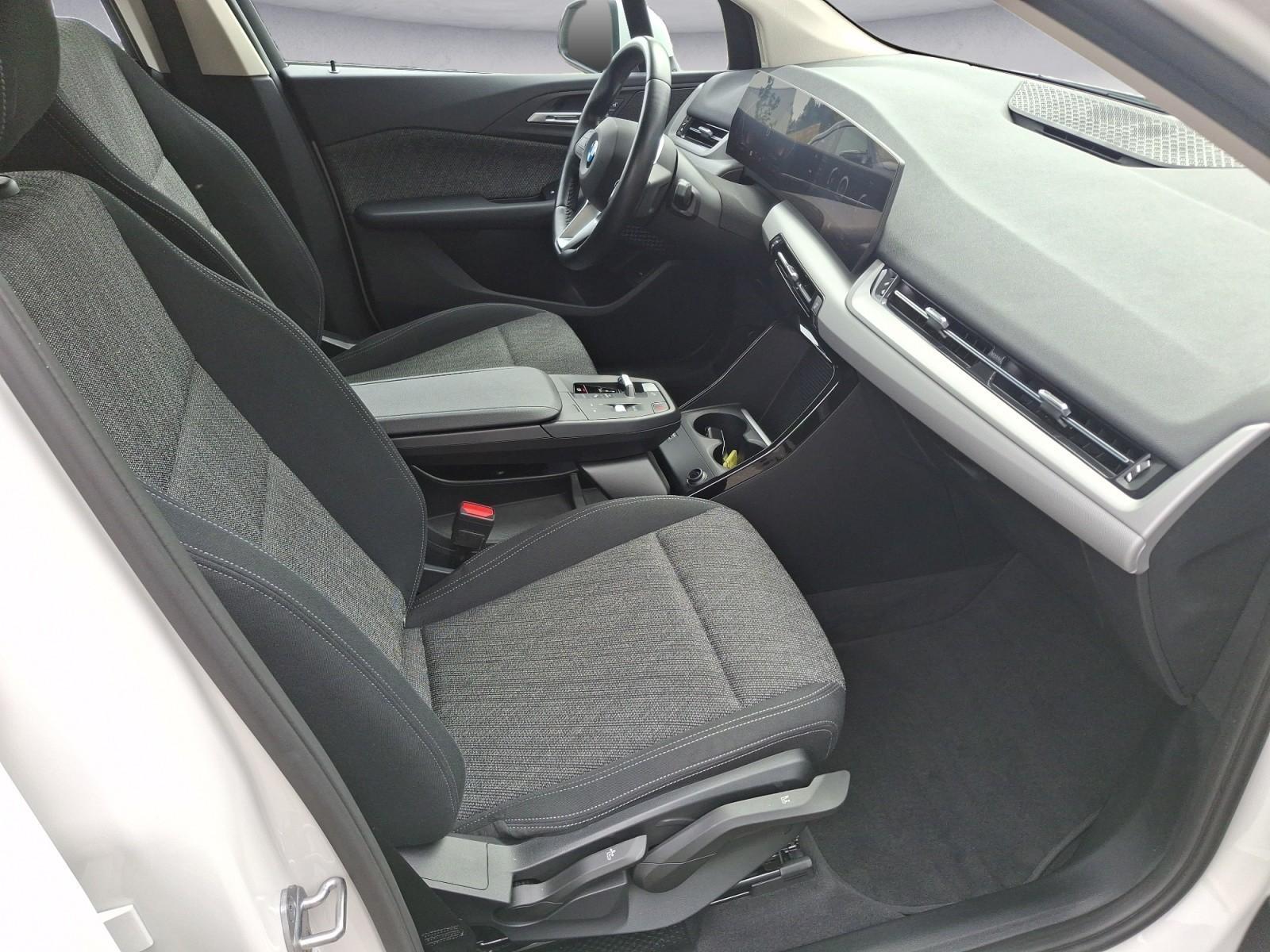 BMW Active 218i Active Tourer Aut. Navi RFK Sitzheizung, миниатюра 13