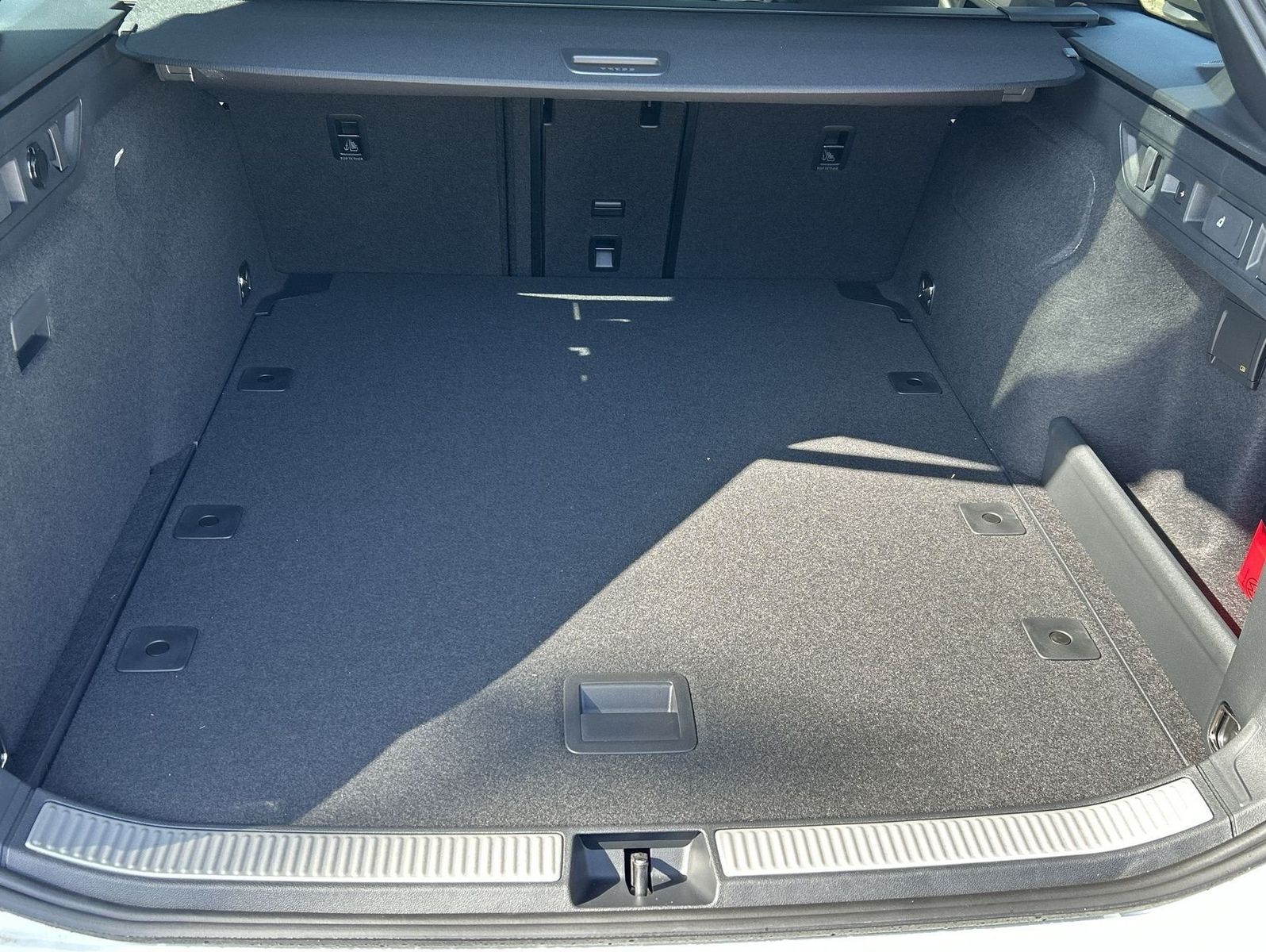 Volkswagen Passat - Bild 24