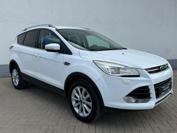 Ford Kuga - 1