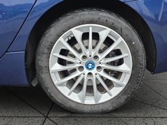 BMW 2er Active Tourer - 225xe Advantage  Plug-In Hyb