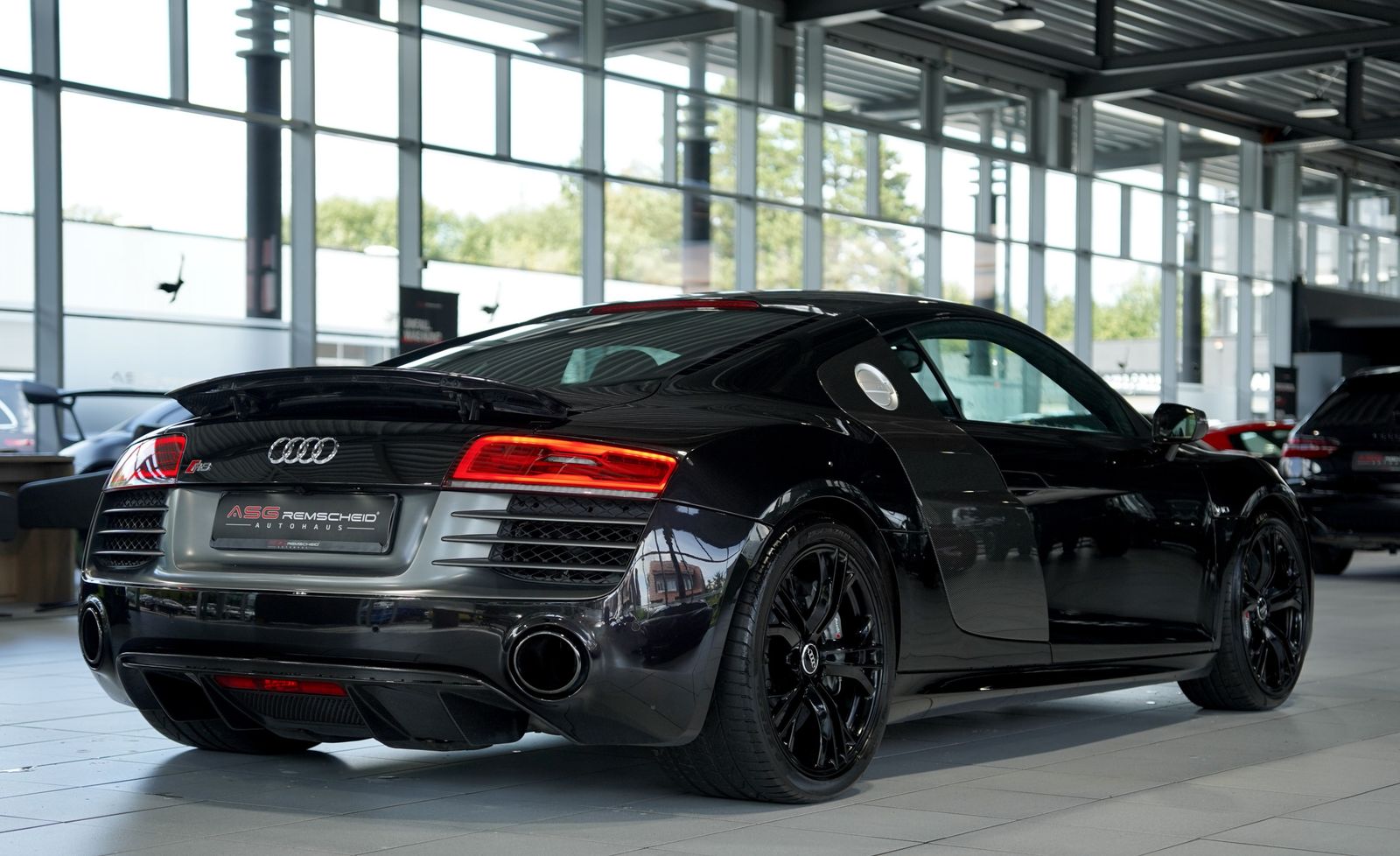 Audi R8