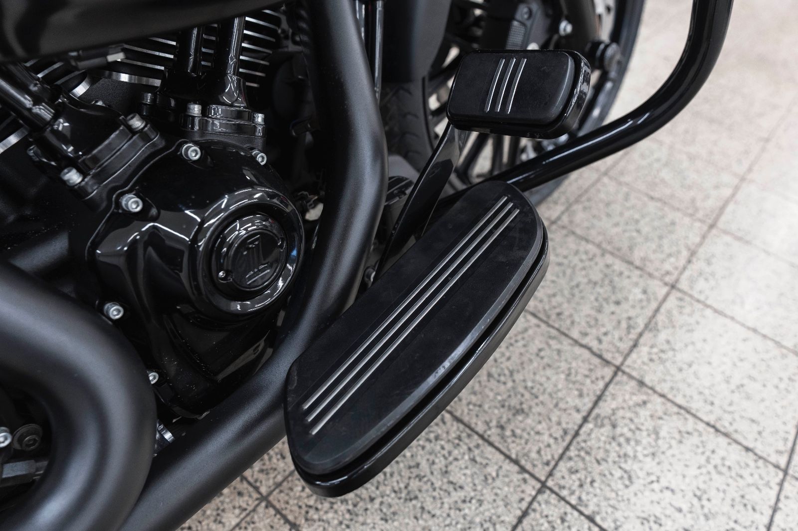 Fahrzeugabbildung Harley-Davidson FLTRX TOURING ROAD GLIDE