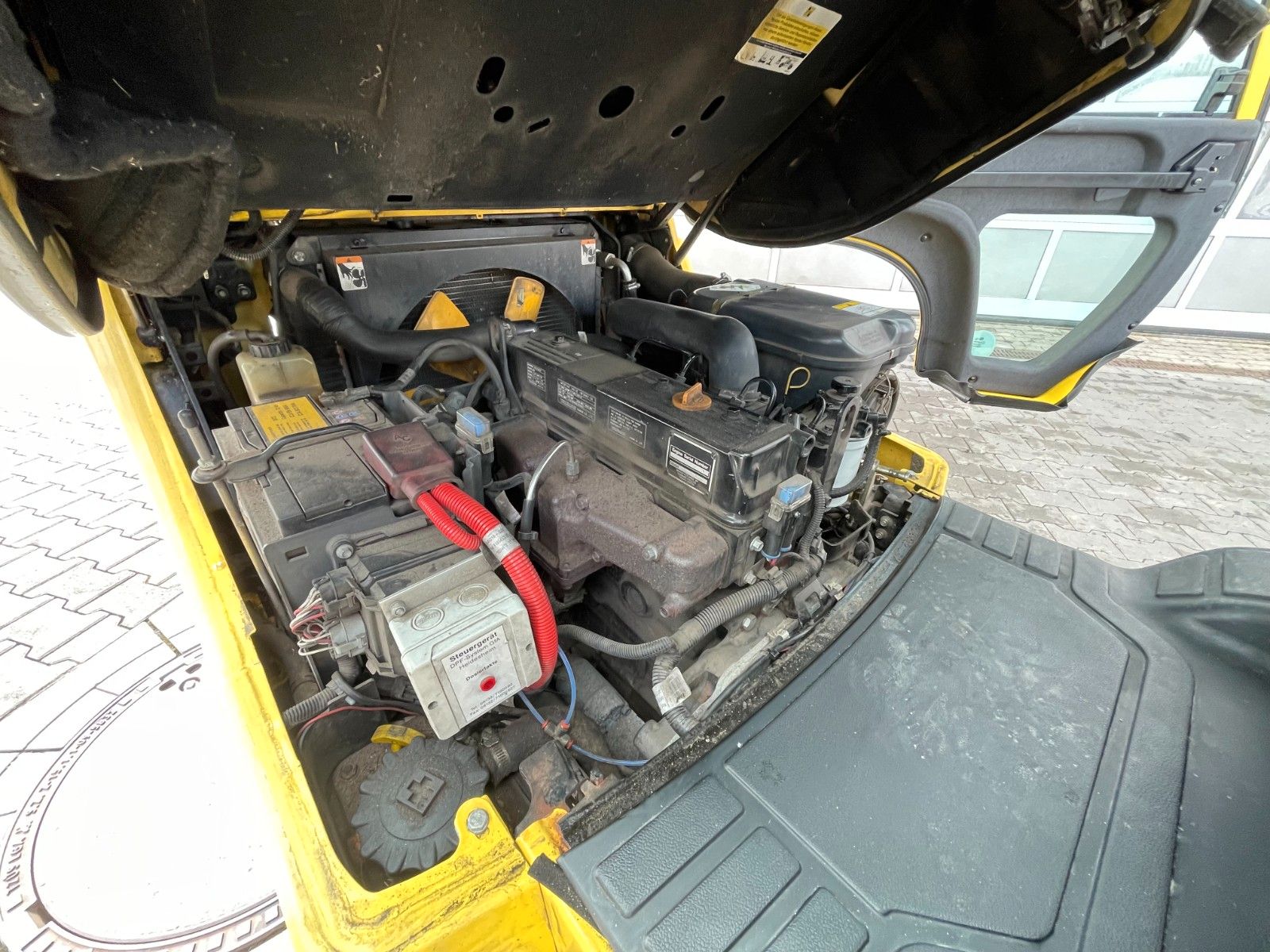 Fahrzeugabbildung Hyster H1.6 FT /  HH: 4.45m / 2.107h / SS