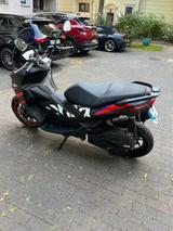 Aprilia SR GT 200 - APRILIA SR GT 200