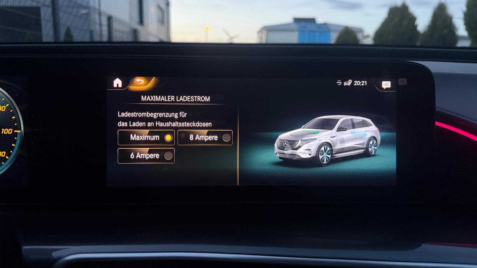 Mercedes-Benz EQC 400 4Matic AMG-LINE MULTIBEAM,360°,LEDER