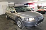 Volvo XC70 D5 AWD Leder 4x4 AHK BC HU/AU Neu - gebrauchte Volvo XC70 aus dem Jahr 2004