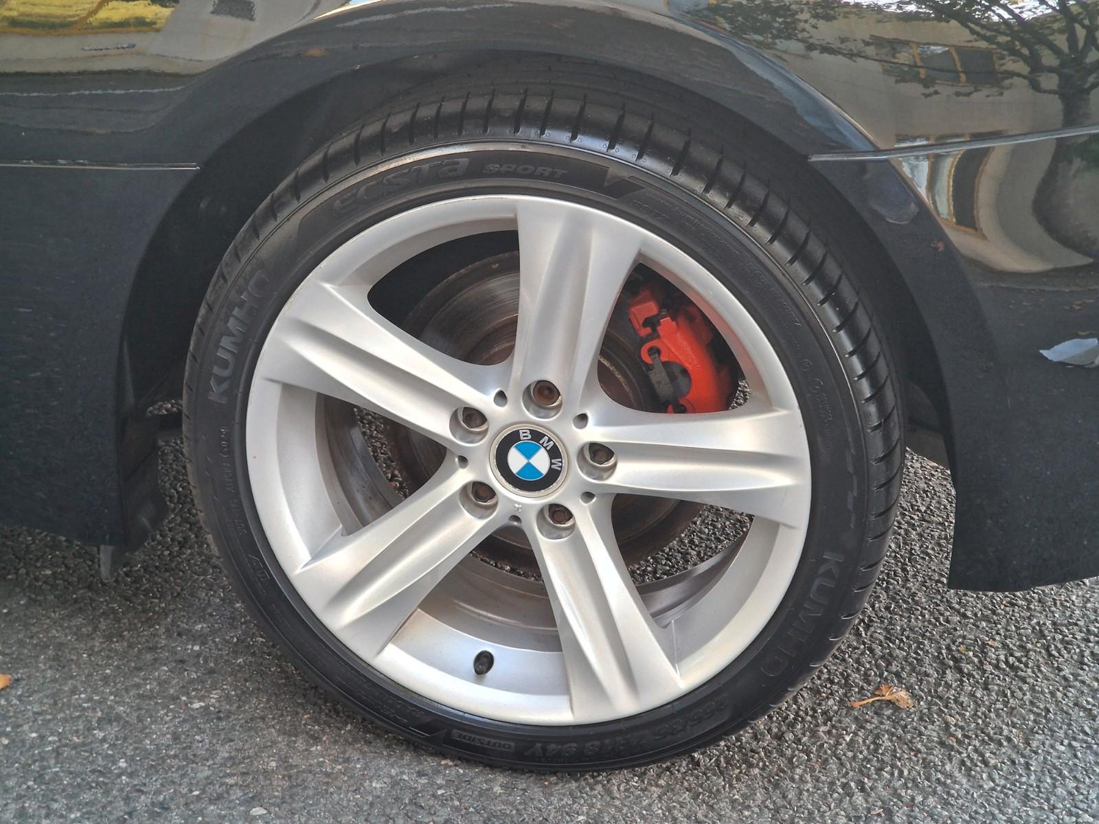 BMW Z4 E85 2.5i Roadster 177 ch — Cuir - sièges chauffants - GPS - capote électrique - 122 000 km