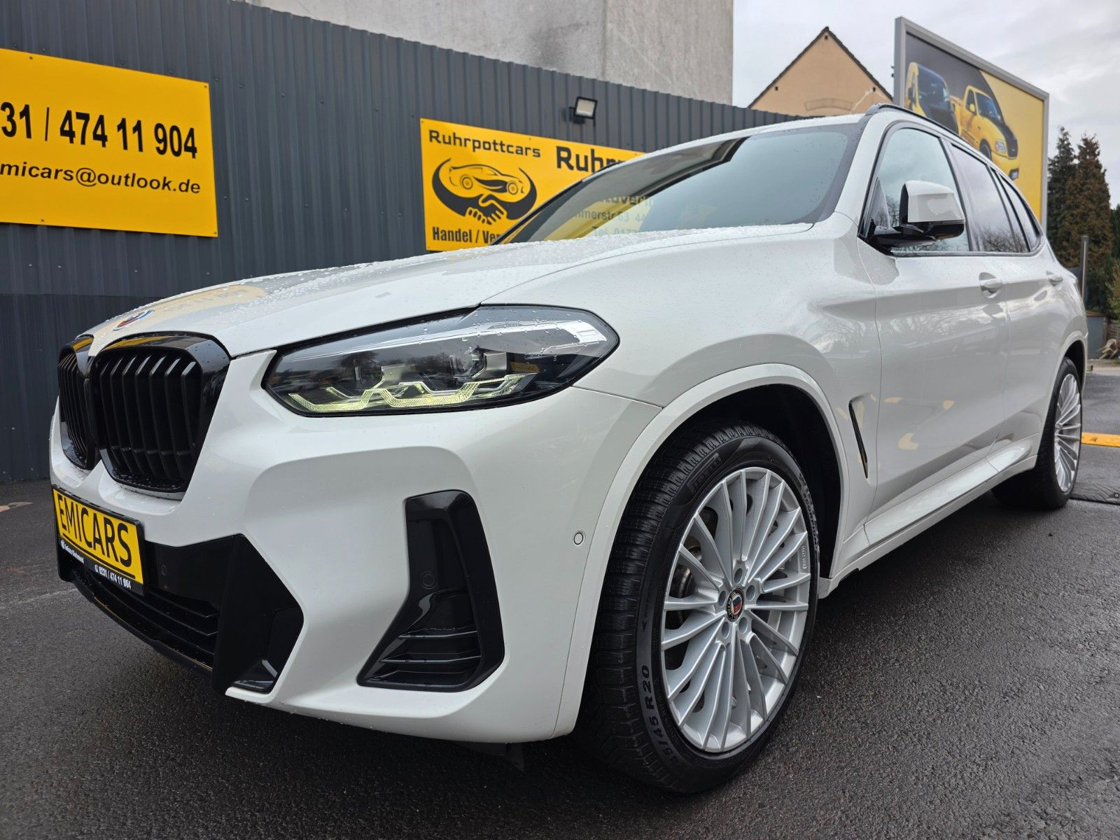 BMW XDRIVE 20 D PANO M PAKET WOCHENENDPREIS !