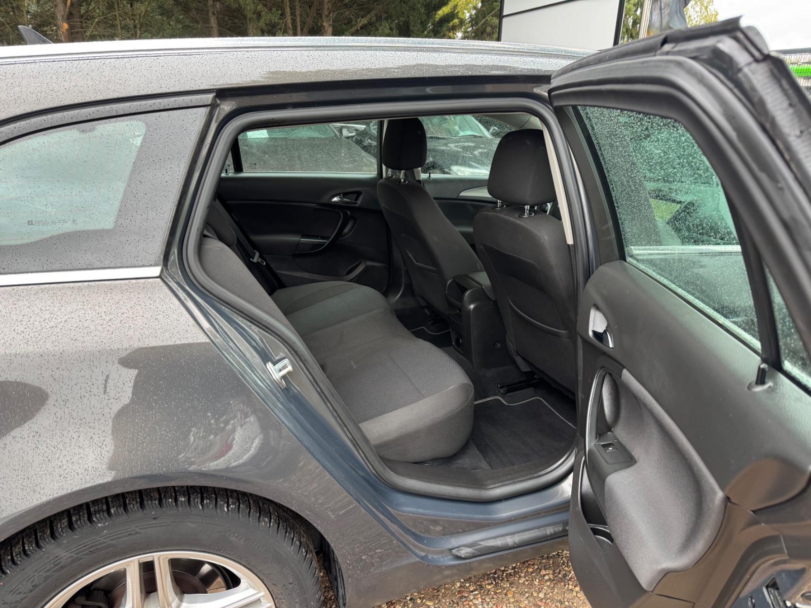 Opel Insignia 2015 — photo 14