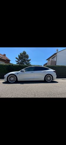 Tesla Model 3 Hinterradantrieb RWD RWD