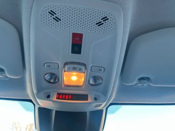 Opel Corsa F Edition 1,2 Sitzheizung, Allwetter