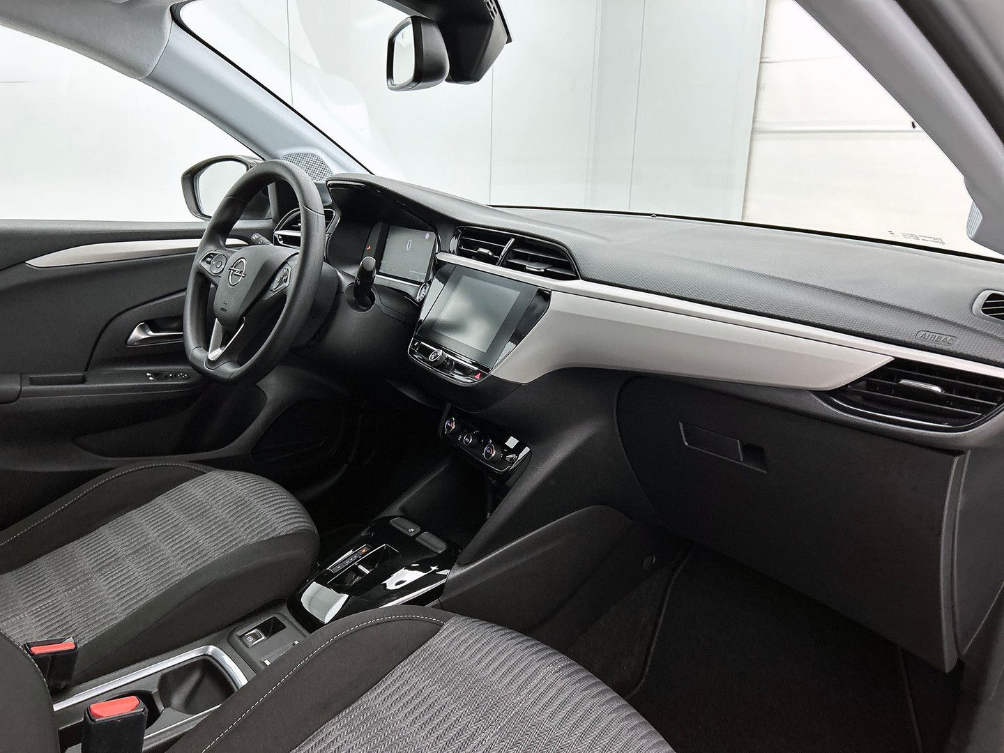Opel Corsa E 100KW / 50KWh SOH 98% / Airco-Ecc. / Cru imagem 3