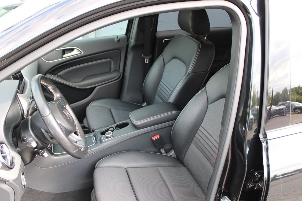 MERCEDES-BENZ B 200 d Urban LED NAVI SHZ PDC AUT