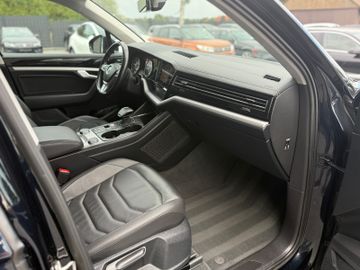 Volkswagen Touareg - 9