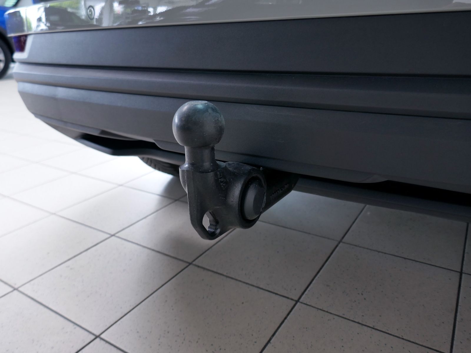 Fahrzeugabbildung SKODA Karoq Tour 4x4 2.0 TDI | LED AHK RFK ACC