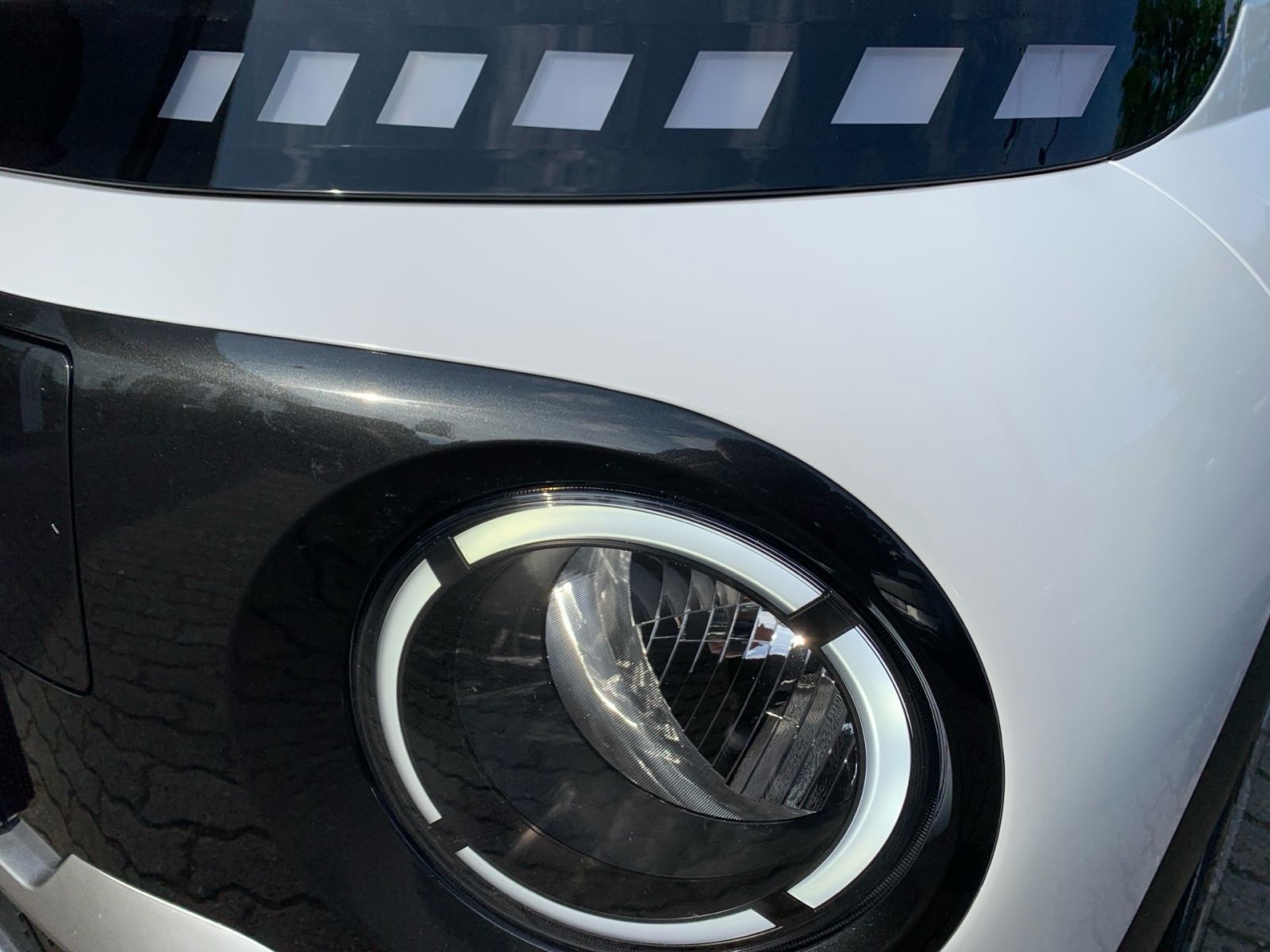 Fahrzeugabbildung Hyundai INSTER Select Elektro 49 kWh Navi Allwetter