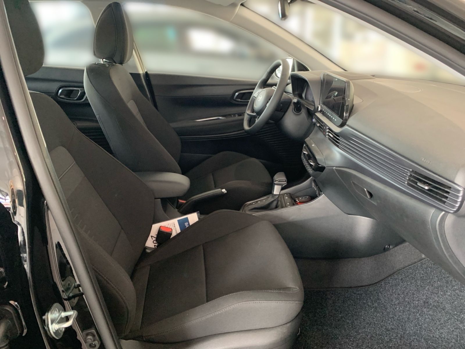 Fahrzeugabbildung Hyundai BAYON 1.0 T-GDI 7-DCT Trend Navi LED Komfort