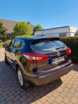 Nissan Qashqai 1.2 DIG-T Acenta Acenta - Nissan Qashqai von privat