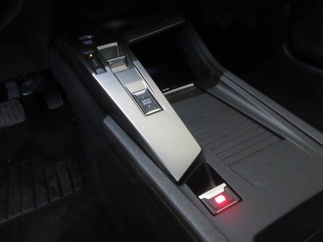 Fahrzeugabbildung Peugeot 308 SW Active Pack 1.2T NAVI/LED-MATRIX/PDC/ALU