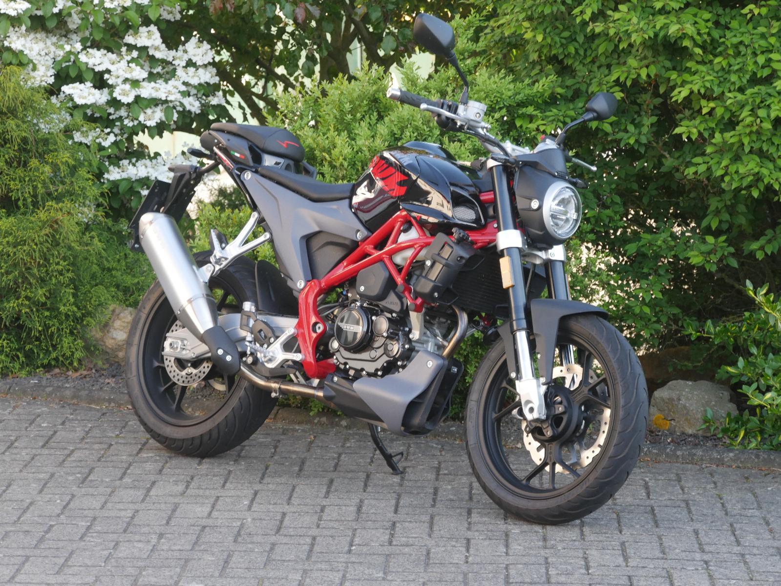SWM Varez 125 mit ABS