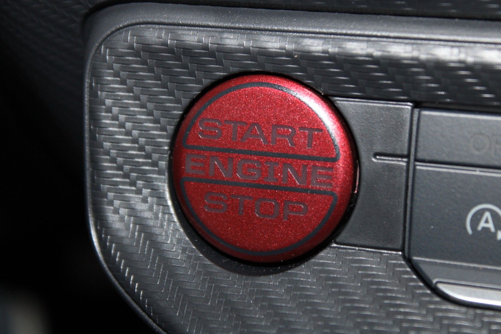 Fahrzeugabbildung Ford Mustang 5.0 Ti-VCT V8 Dark Horse AUTOMATIK