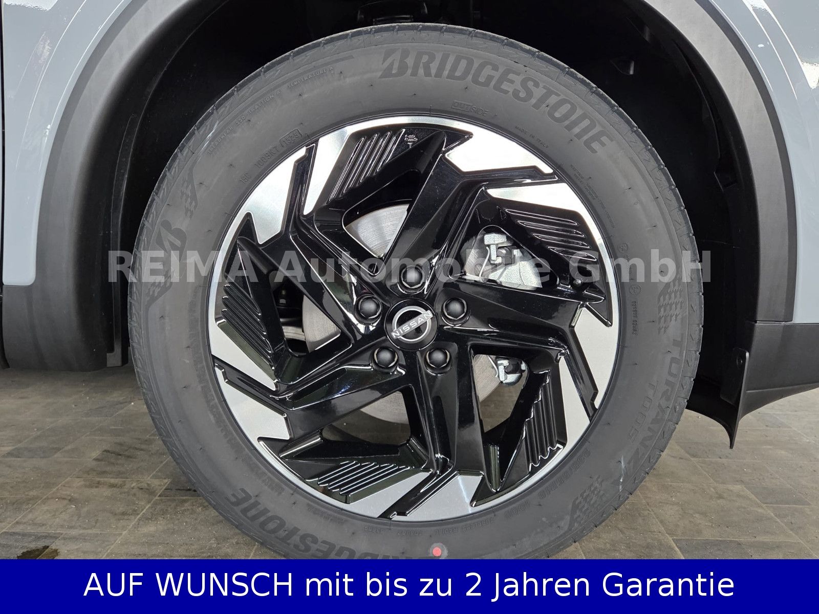 Fahrzeugabbildung Nissan Qashqai 1.3 DIG-T MHEV 158PS Xtronic , Pano