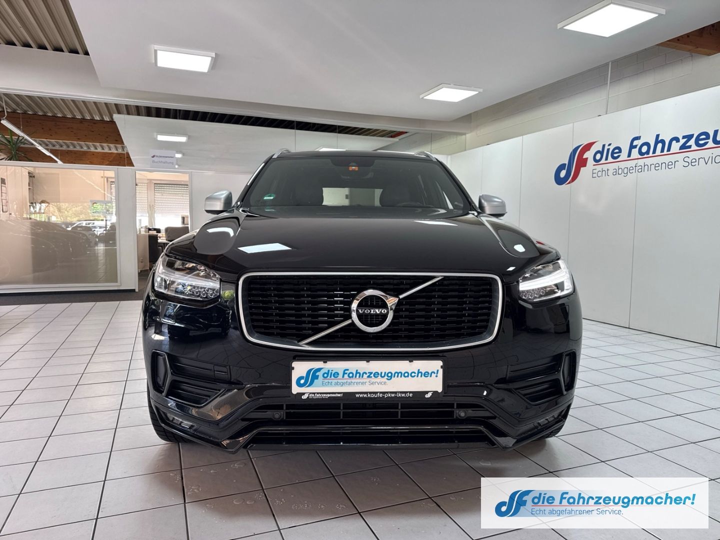 Fahrzeugabbildung Volvo XC90 R Design AWD T6 E6 HUD StandHZG Navi Leder