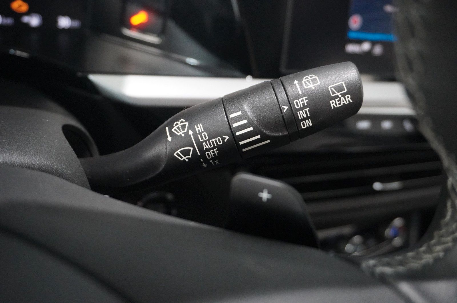 Fahrzeugabbildung Opel Grandland (X) ULTIMATE 4HYBRID NAVI/LED/SPORT/SH