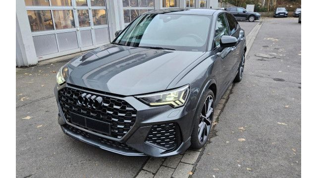 Audi RS Q3 Sportback 2.5 TFSI quattro Navi Pano Matri