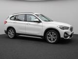 BMW X1 xD25e xLine Panorama Kamera HUD DAB H/K AHK - mit Hybrid-Antrieb: Geländewagen, mit Klimaanlage