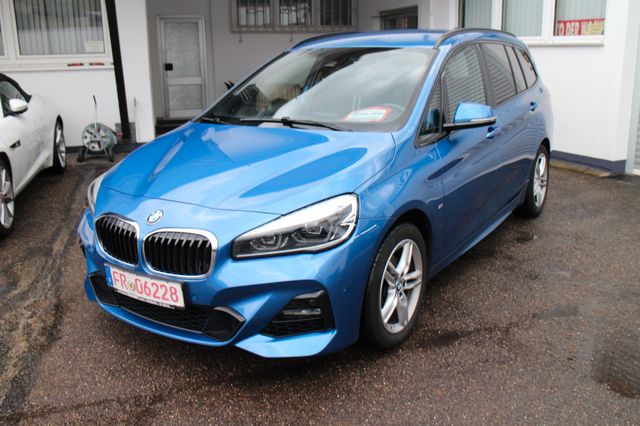 BMW 216i Gran Tour M Sportp/Navi/SHZ/PDC/AHK/LED/17"