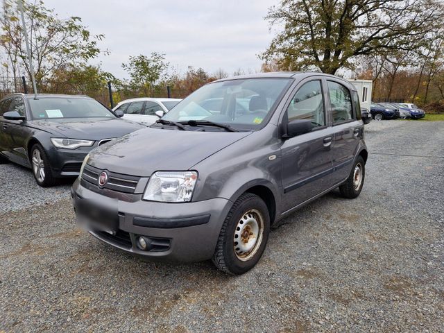 Fiat FIAT Panda: Klima, 8-Fach bereift