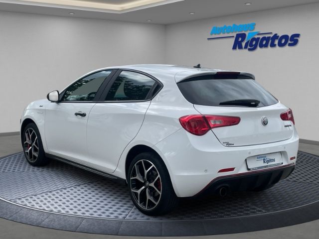 Fahrzeugabbildung Alfa Romeo Giulietta 1.4 TB 16V Sprint Navi, DAB, Einparkhi