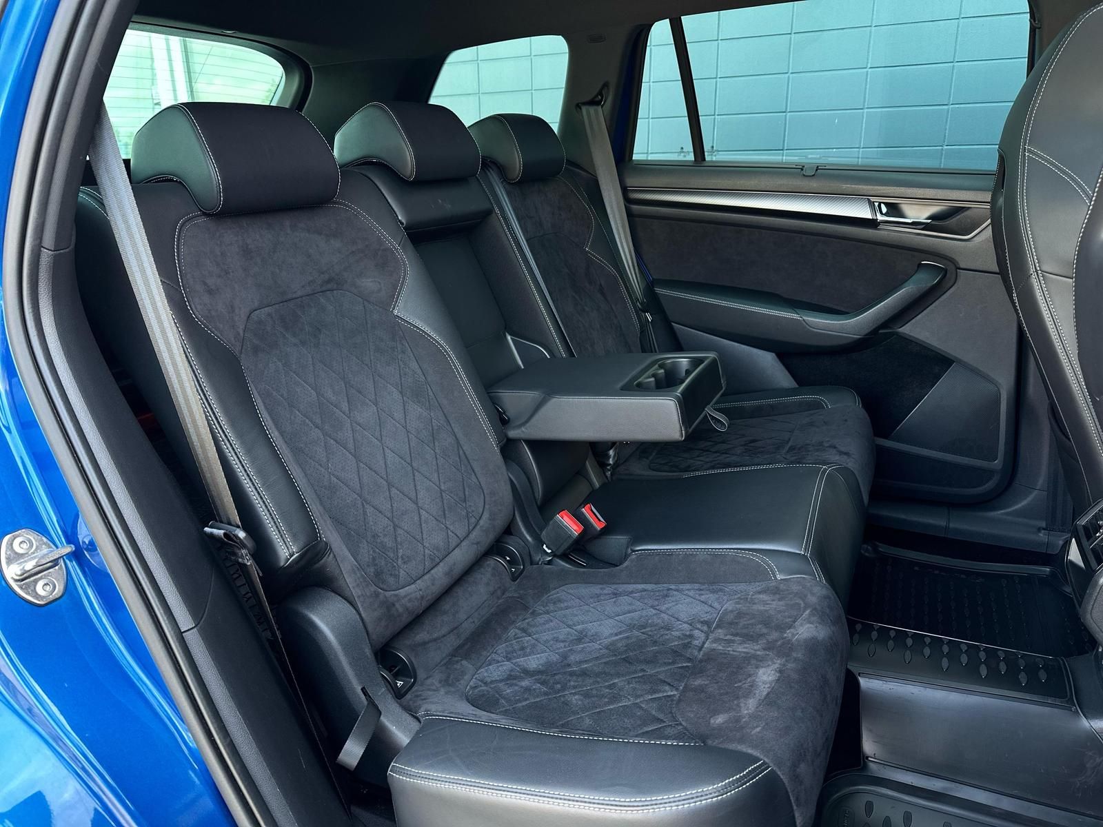 SKODA Kodiaq 2.0TDI SPORTLINE 4x4 LED#AHK#ACC#PANO#CAM - Image 17