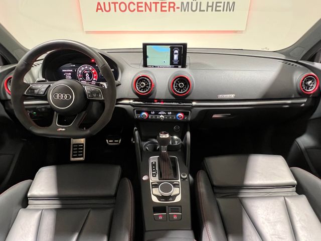 Audi RS3 Sportback quattro Panorama,RS-Sportsitze
