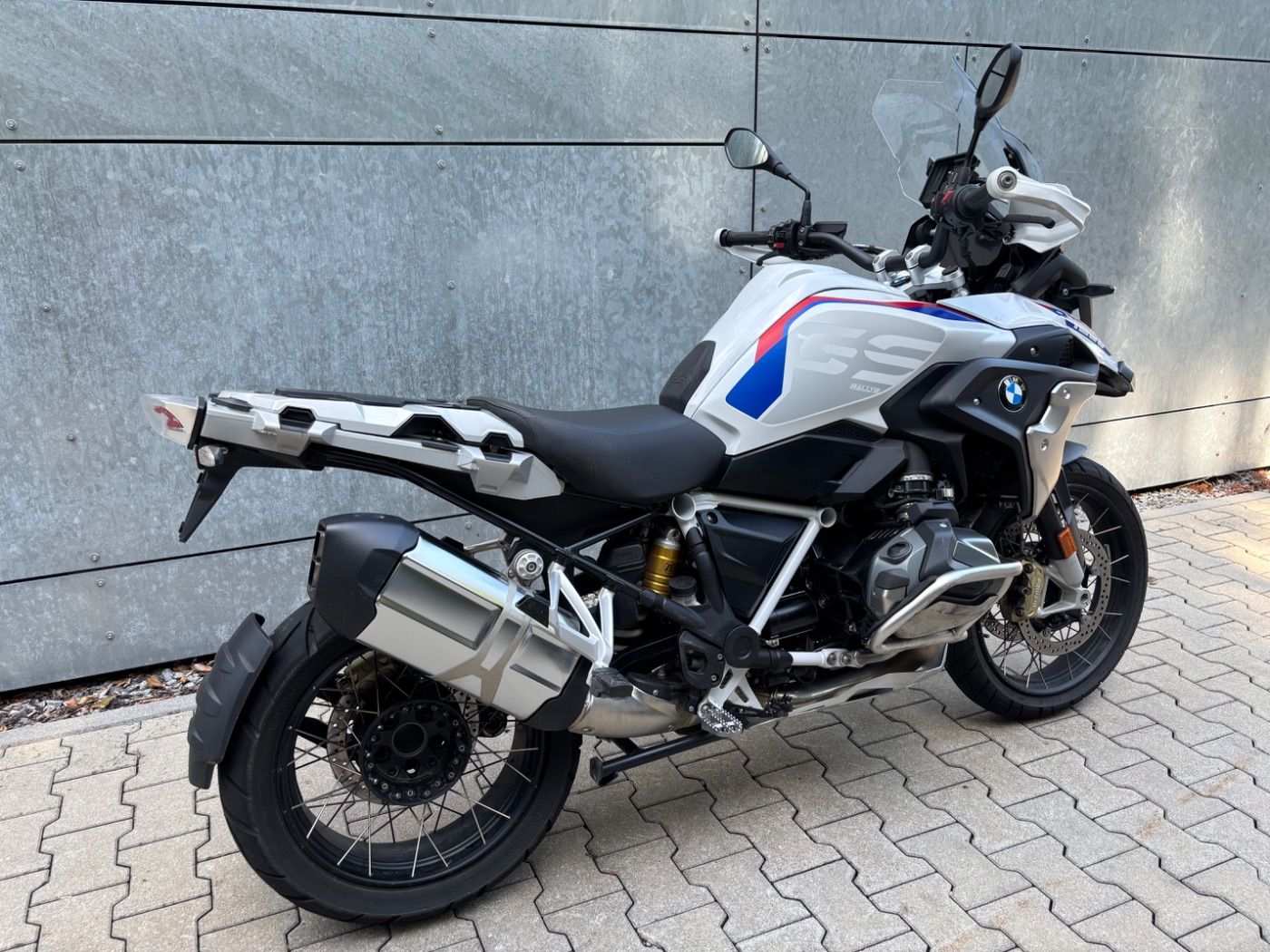 Fahrzeugabbildung BMW R 1250 GS Rallye Tieferlegung 4 Pakete
