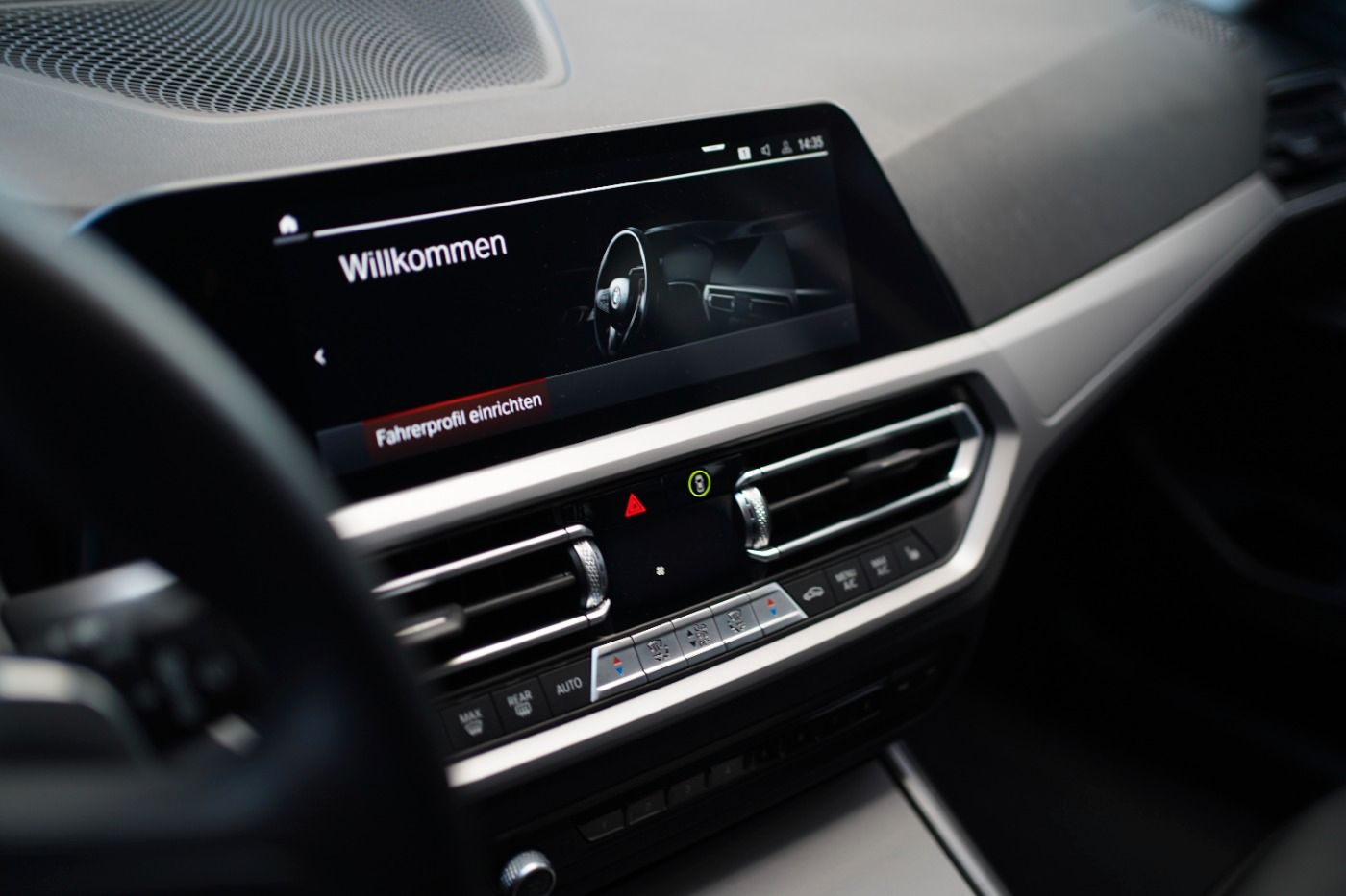 Fahrzeugabbildung BMW 320d Touring +Live Cockpit Prof.+Driving Assist.