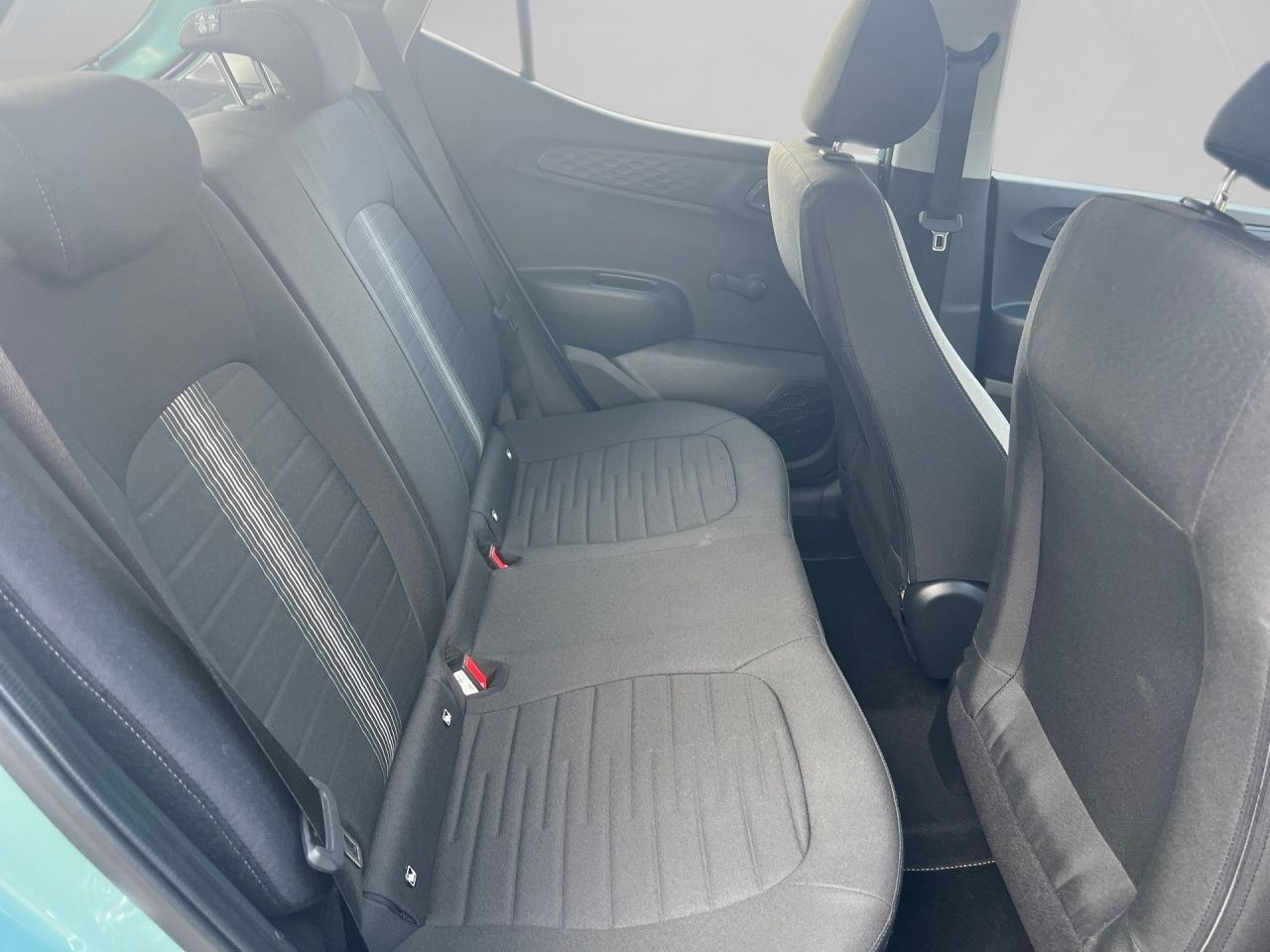 Fahrzeugabbildung Hyundai i10 Select *KAMERA*NAVI*RADIO*KLIMA*PDC*CARPLAY*