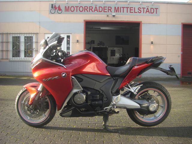 Honda VFR 1200 ABS DCT  AUTOMATIK BOS AUSPUFF 26000 KM