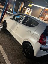 Nissan Pixo, TÜV Neu (bis November 2027) - gebrauchte Nissan Pixo aus dem Jahr 2010