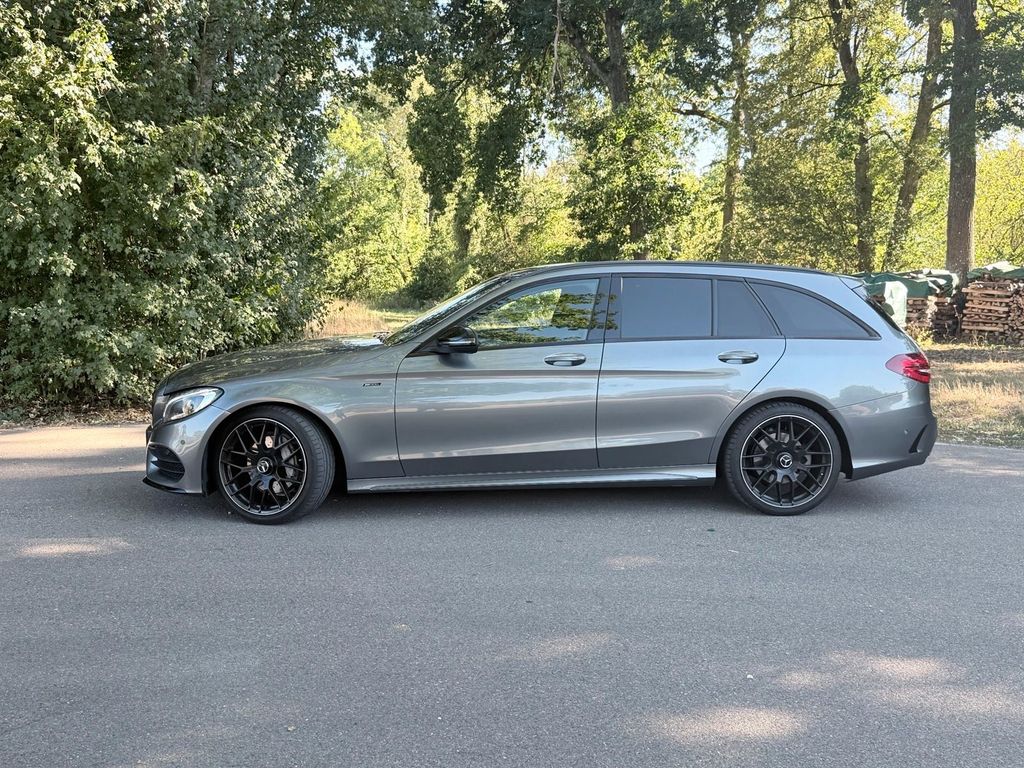 Image of Mercedes-Benz C 220
