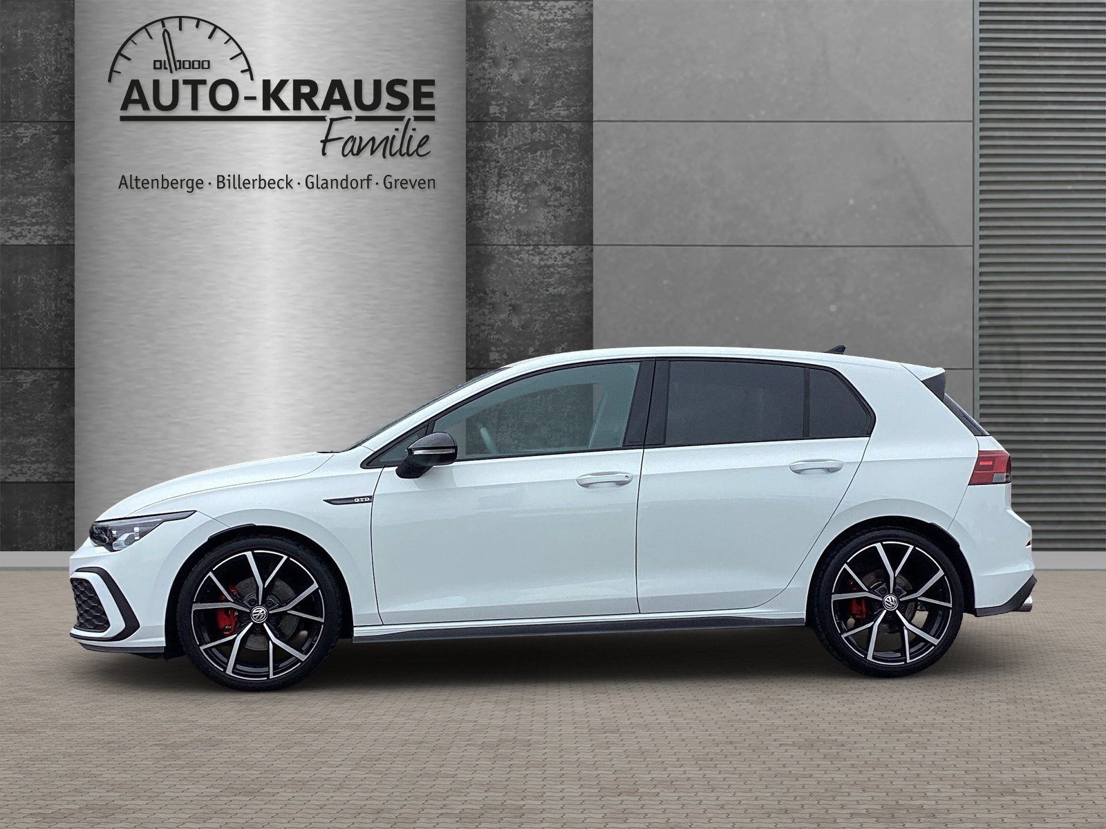 Volkswagen Golf VIII 2.0 TDI DSG GTD Black Style foto 4