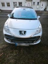 Peugeot 207 mit Panorama Dach - Peugeot 207: Coupe