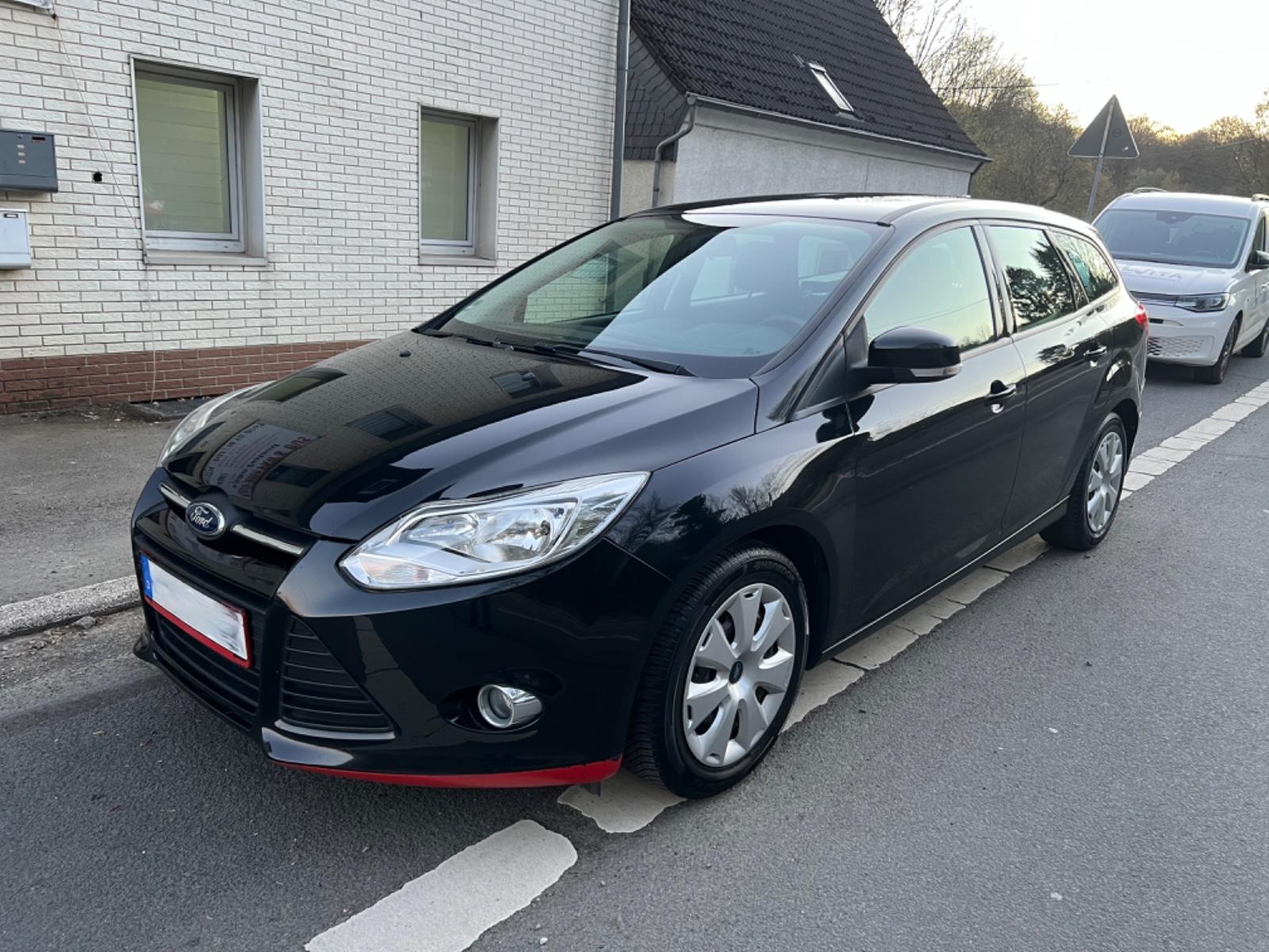 Ford Focus Turnier *124.000 km*CARPLAY*