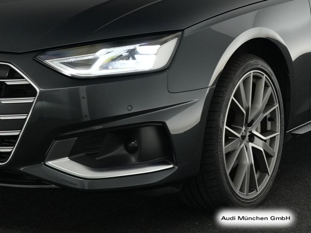 AUDI A4 2023