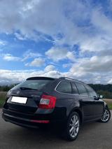Skoda Octavia 2.0 TDI Green tec Elegance Combi Ele... - Skoda Octavia: Combi Tec